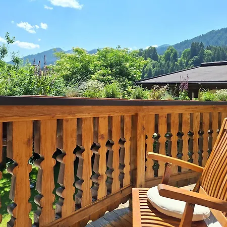 Apartment Thuss'n: Family-friendly Alpine Retreat *